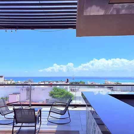 Stylish Queen Suite In The Heart Of Playa